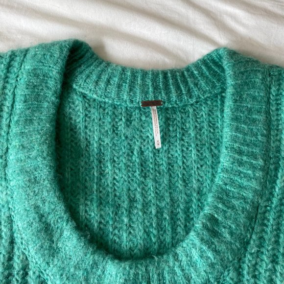 Free People Blue Bell V-Neck Sweater - Electric Teal NWT - Picture 8 of 15